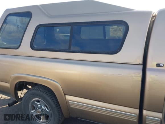 ✅ 2001 Chevrolet Silverado 1500 LS • VIN: 1GCEC14T31E115767 • Лот: 43558541. Опубликован ранее на IAAI с пробегом 181 968 миль. Бесплатный доступ к архиву аукционных продаж из США и подробный отчёт об истории автомобиля на DreamBid. Изображение 8.