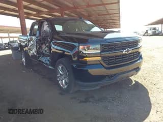 ✅ 2018 Chevrolet Silverado 1500 Custom • VIN: 3GCPCPEC6JG630765 • Lot: 42439459. Wystawiony na IAAI z przebiegiem 39 005 mil. Bezpłatny archiwum sprzedaży aukcyjnych z USA i szczegółowy raport historii pojazdu na DreamBid. Zdjęcie 1.