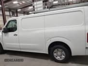 ✅ 2019 Nissan NV Cargo S • VIN: 1N6BF0KM3KN800446 • Lot: 42319807. Wystawiony na IAAI z przebiegiem 56 425 mil. Bezpłatny archiwum sprzedaży aukcyjnych z USA i szczegółowy raport historii pojazdu na DreamBid. Zdjęcie 14.