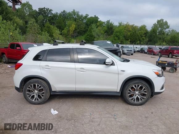 ✅ 2017 Mitsubishi Outlander ES • VIN: JA4AP3AU6HZ018930 • Лот: 43133329. Опубликован ранее на IAAI с пробегом 160 606 миль. Бесплатный доступ к архиву аукционных продаж из США и подробный отчёт об истории автомобиля на DreamBid. Изображение 13.