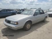 ✅ 1994 Oldsmobile Cutlass Ciera S • VIN: 1G3AG55M8R6317446 • Lot: 56724265. Wystawiony na Copart z przebiegiem 166 718 mil. Bezpłatny archiwum sprzedaży aukcyjnych z USA i szczegółowy raport historii pojazdu na DreamBid. Zdjęcie 1.