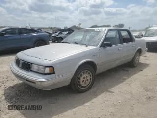 ✅ 1994 Oldsmobile Cutlass Ciera S • VIN: 1G3AG55M8R6317446 • Lot: 56724265. Wystawiony na Copart z przebiegiem 166 718 mil. Bezpłatny archiwum sprzedaży aukcyjnych z USA i szczegółowy raport historii pojazdu na DreamBid. Zdjęcie 1.