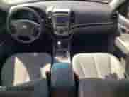 2010 Hyundai Santa Fe GLS z VIN 5NMSGDAB6AH347183, wystawiony jako Copart lot #68861314 z przebiegiem 181 422 mil mil oraz Szkoda całkowita • Salvage title. Historia ofert i sprzedaży dostępna na DreamBid. Obrazek 8.