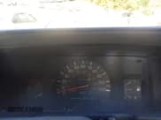 ✅ 1988 Toyota Pickup • VIN: JT4RN63A3J8007852 • Lot: 43526605. Wystawiony na IAAI z przebiegiem 318 004 mil. Bezpłatny archiwum sprzedaży aukcyjnych z USA i szczegółowy raport historii pojazdu na DreamBid. Zdjęcie 7.