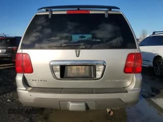 ✅ 2003 Lincoln Navigator Luxury • VIN: 5LMFU28R03LJ27677 • Lot: 81556734. Wystawiony na Copart z przebiegiem 178 421 mil. Bezpłatny archiwum sprzedaży aukcyjnych z USA i szczegółowy raport historii pojazdu na DreamBid. Zdjęcie 6.