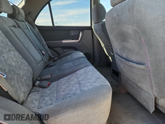 ✅ 2005 Kia Sorento LX • VIN: KNDJC733155501080 • Lot: 84777825. Listed on Copart with 164,932 mi. Free auction sales archive from the USA and detailed vehicle history report at DreamBid. Image 11.