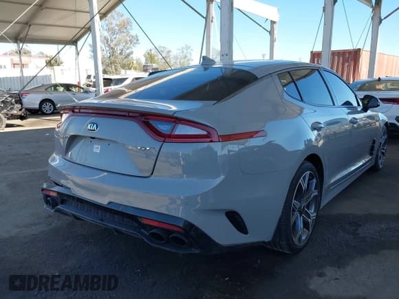 ✅ 2019 Kia Stinger GT2 • VIN: KNAE55LC7K6050627 • Lot: 42837362. Listed on IAAI with 89,318 mi. Free auction sales archive from the USA and detailed vehicle history report at DreamBid. Image 4.