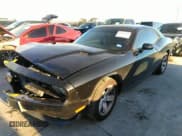 ✅ 2012 Dodge Challenger SXT • VIN: 2C3CDYAG4CH174184 • Lot: 41270718. Wystawiony na IAAI z przebiegiem 180 827 mil. Bezpłatny archiwum sprzedaży aukcyjnych z USA i szczegółowy raport historii pojazdu na DreamBid. Zdjęcie 17.