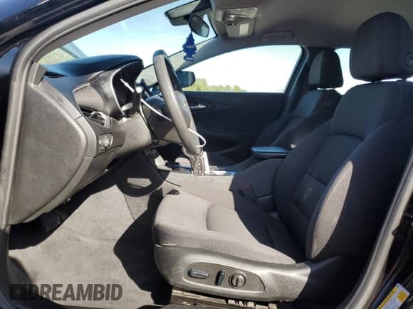 2023 Chevrolet Malibu LT z VIN 1G1ZD5ST6PF167026, wystawiony jako Copart lot #90880175 z przebiegiem 72 853 mil mil oraz Czysty tytuł • Clean title. Historia ofert i sprzedaży dostępna na DreamBid. Obrazek 7.