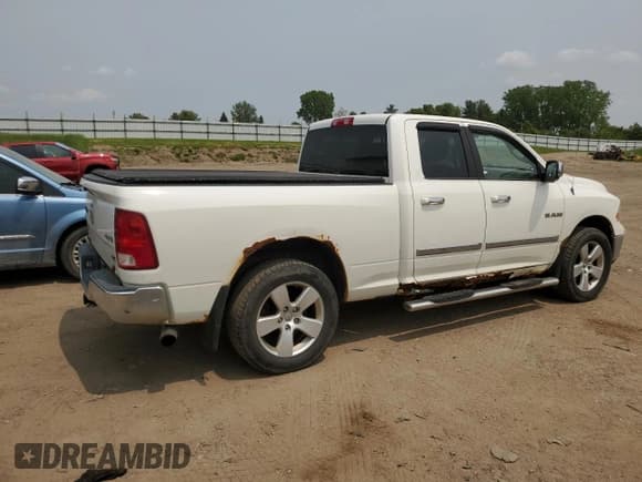 ✅ 2009 Dodge 1500 TRX • VIN: 1D3HV18PX9S770453 • Lot: 58788875. Wystawiony na Copart z przebiegiem 176 277 mil. Bezpłatny archiwum sprzedaży aukcyjnych z USA i szczegółowy raport historii pojazdu na DreamBid. Zdjęcie 3.