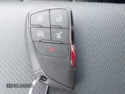 ✅ 2025 Chevrolet Equinox AWD LT • VIN: 3GNAXPEG4SL272871 • Lot: 42001704. Wystawiony na IAAI z przebiegiem 920 mil. Bezpłatny archiwum sprzedaży aukcyjnych z USA i szczegółowy raport historii pojazdu na DreamBid. Zdjęcie 11.