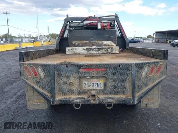 ✅ 2015 Ram 2500 Tradesman • VIN: 3C6UR5HL2FG548208 • Lot: 40566236. Wystawiony na IAAI z przebiegiem 177 580 mil. Bezpłatny archiwum sprzedaży aukcyjnych z USA i szczegółowy raport historii pojazdu na DreamBid. Zdjęcie 16.
