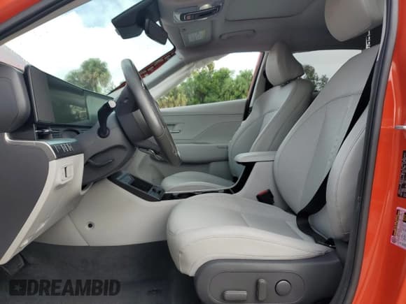 ✅ 2024 Hyundai Kona Limited • VIN: KM8HE3A30RU039283 • Lot: 86105865. Listed on Copart with 25,190 mi. Free auction sales archive from the USA and detailed vehicle history report at DreamBid. Image 7.