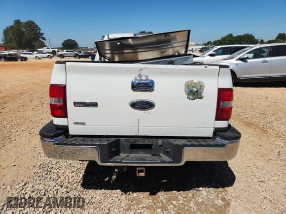✅ 2005 Ford F-150 STX • VIN: 1FTRF02W85KC57359 • Lot: 70997195. Listed on Copart with 172,342 mi. Free auction sales archive from the USA and detailed vehicle history report at DreamBid. Image 6.