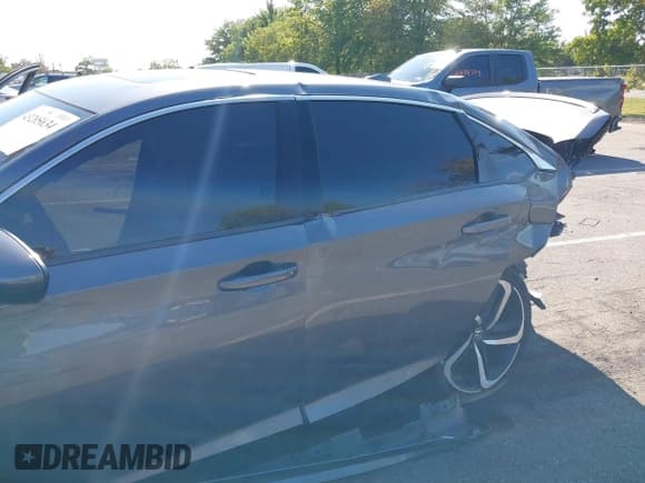 ✅ 2019 Honda Accord Sport • VIN: 1HGCV2F34KA008855 • Lot: 43205634. Listed on IAAI with 60,991 mi. Free auction sales archive from the USA and detailed vehicle history report at DreamBid. Image 6.