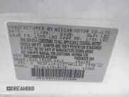 ✅ 2025 Nissan Versa S • VIN: 3N1CN8DV2SL823086 • Лот: 43621998. Опубликован ранее на IAAI с пробегом 8 418 миль. Бесплатный доступ к архиву аукционных продаж из США и подробный отчёт об истории автомобиля на DreamBid. Изображение 9.