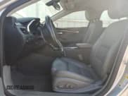 ✅ 2016 Chevrolet Impala LT • VIN: 2G1105SA9G9141181 • Лот: 71666354. Опубликован ранее на Copart с пробегом 165 217 миль. Бесплатный доступ к архиву аукционных продаж из США и подробный отчёт об истории автомобиля на DreamBid. Изображение 7.