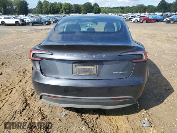 ✅ 2025 Tesla Model 3 Long Range • VIN: 5YJ3E1EB5SF883774 • Lot: 82115085. Wystawiony na Copart z przebiegiem Nie podano. Bezpłatny archiwum sprzedaży aukcyjnych z USA i szczegółowy raport historii pojazdu na DreamBid. Zdjęcie 6.