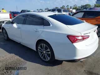 2020 Chevrolet Malibu Premier z VIN 1G1ZE5SX2LF095302, wystawiony jako IAAI lot #43295858 z przebiegiem 103 997 mil mil oraz . Historia ofert i sprzedaży dostępna na DreamBid. Obrazek 3.