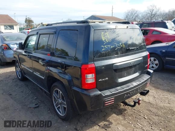 ✅ 2009 Jeep Patriot Limited • VIN: 1J4FF48B19D192275 • Lot: 41916112. Wystawiony na IAAI z przebiegiem 165 906 mil. Bezpłatny archiwum sprzedaży aukcyjnych z USA i szczegółowy raport historii pojazdu na DreamBid. Zdjęcie 3.