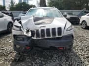 ✅ 2014 Jeep Cherokee Trailhawk • VIN: 1C4PJMBS6EW163208 • Lot: 67651445. Wystawiony na Copart z przebiegiem 218 063 mil. Bezpłatny archiwum sprzedaży aukcyjnych z USA i szczegółowy raport historii pojazdu na DreamBid. Zdjęcie 5.