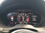 ✅ 2017 Audi S3 Premium Plus • VIN: WAUB1GFF3H1042370 • Lot: 68728585. Wystawiony na Copart z przebiegiem 103 297 mil. Bezpłatny archiwum sprzedaży aukcyjnych z USA i szczegółowy raport historii pojazdu na DreamBid. Zdjęcie 9.