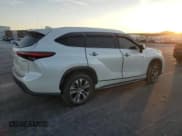 ✅ 2021 Toyota Highlander Hybrid XLE • VIN: 5TDGARAH4MS010179 • Lot: 93856255. Listed on Copart with Not provided. Free auction sales archive from the USA and detailed vehicle history report at DreamBid. Image 3.