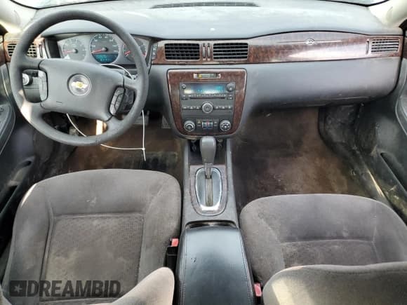 ✅ 2016 Chevrolet Impala LT • VIN: 2G1WB5E36G1184193 • Лот: 69320835. Опубликован ранее на Copart с пробегом 240 655 миль. Бесплатный доступ к архиву аукционных продаж из США и подробный отчёт об истории автомобиля на DreamBid. Изображение 8.