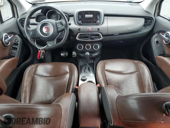 ✅ 2016 FIAT 500X Trekking Plus • VIN: ZFBCFYET8GP400924 • Lot: 68632525. Listed on Copart with 164,879 mi. Free auction sales archive from the USA and detailed vehicle history report at DreamBid. Image 8.
