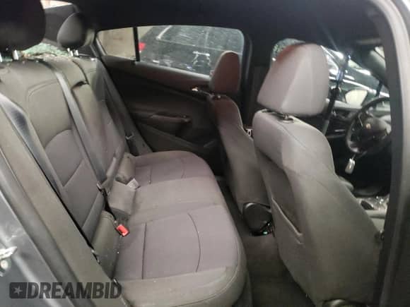 ✅ 2018 Chevrolet Cruze LT • VIN: 1G1BE5SM8J7227235 • Lot: 73570162. Wystawiony na Copart z przebiegiem 39 484 mil mil. Skorzystaj z bezpłatnego archiwum sprzedaży aukcyjnych z USA i zobacz szczegółowy raport historii pojazdu na DreamBid. Zdjęcie 10.