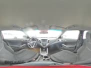 ✅ 2017 Hyundai Veloster • VIN: KMHTC6AD3HU309647 • Lot: 43401555. Wystawiony na Copart z przebiegiem 114 966 mil. Bezpłatny archiwum sprzedaży aukcyjnych z USA i szczegółowy raport historii pojazdu na DreamBid. Zdjęcie 13.