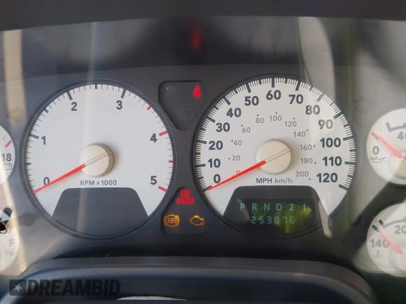 ✅ 2007 Dodge 2500 SLT • VIN: 1D7KS28C07J509190 • Lot: 43491533. Wystawiony na IAAI z przebiegiem 253 876 mil. Bezpłatny archiwum sprzedaży aukcyjnych z USA i szczegółowy raport historii pojazdu na DreamBid. Zdjęcie 7.