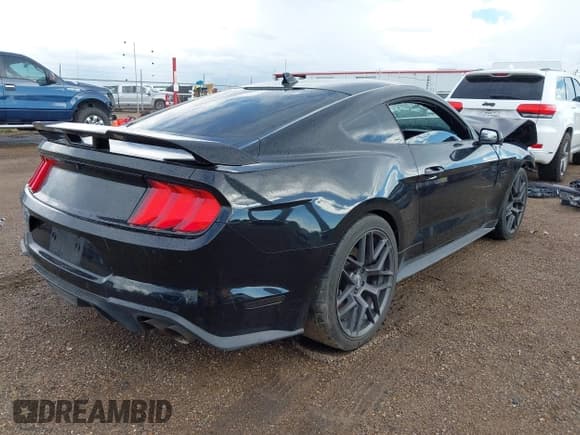 ✅ 2021 Ford Mustang GT • VIN: 1FA6P8CF7M5116461 • Lot: 43213817. Listed on IAAI with 103,210 mi. Free auction sales archive from the USA and detailed vehicle history report at DreamBid. Image 4.