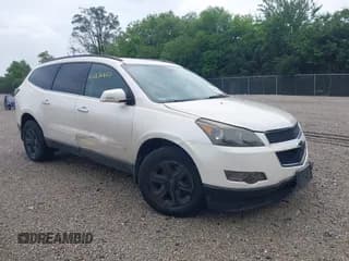 ✅ 2012 Chevrolet Traverse 2LT • VIN: 1GNKRJED7CJ311222 • Лот: 42856807. Опубликован ранее на IAAI с пробегом 151 939 миль. Бесплатный доступ к архиву аукционных продаж из США и подробный отчёт об истории автомобиля на DreamBid. Изображение 1.