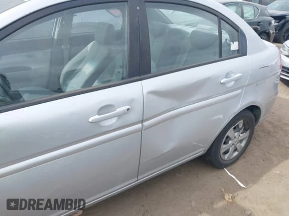 ✅ 2011 Hyundai Accent GLS • VIN: KMHCN4AC5BU603015 • Лот: 41949292. Опубликован ранее на IAAI с пробегом 206 879 миль. Бесплатный доступ к архиву аукционных продаж из США и подробный отчёт об истории автомобиля на DreamBid. Изображение 14.
