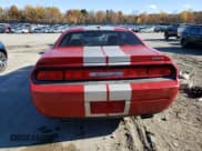 ✅ 2011 Dodge Challenger SRT-8 • VIN: 2B3CJ7DJ1BH526871 • Lot: 77669004. Wystawiony na Copart z przebiegiem 4 544 mil. Bezpłatny archiwum sprzedaży aukcyjnych z USA i szczegółowy raport historii pojazdu na DreamBid. Zdjęcie 6.