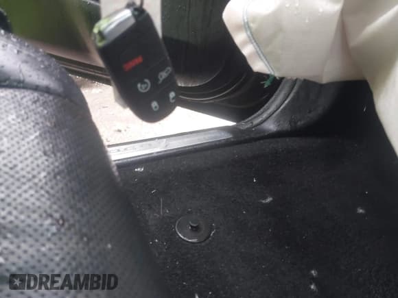 ✅ 2020 Dodge Durango R/T • VIN: 1C4SDJCT9LC192708 • Lot: 42402036. Listed on IAAI with Not provided. Free auction sales archive from the USA and detailed vehicle history report at DreamBid. Image 11.