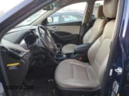 ✅ 2017 Hyundai Santa Fe 2.4L • VIN: 5XYZU3LB6HG481419 • Лот: 82940703. Опубликован ранее на Copart с пробегом 91 507 миль. Бесплатный доступ к архиву аукционных продаж из США и подробный отчёт об истории автомобиля на DreamBid. Изображение 7.