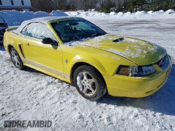 ✅ 2002 Ford Mustang Deluxe • VIN: 1FAFP44422F160431 • Лот: 41578255. Опубликован ранее на IAAI с пробегом 97 396 миль. Бесплатный доступ к архиву аукционных продаж из США и подробный отчёт об истории автомобиля на DreamBid. Изображение 1.