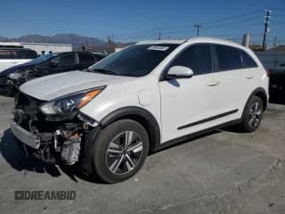 ✅ 2020 Kia Niro EX Premium • VIN: KNDCC3LD6L5443944 • Lot: 46945565. Listed on Copart with 19,943 mi. Free auction sales archive from the USA and detailed vehicle history report at DreamBid. Image 1.