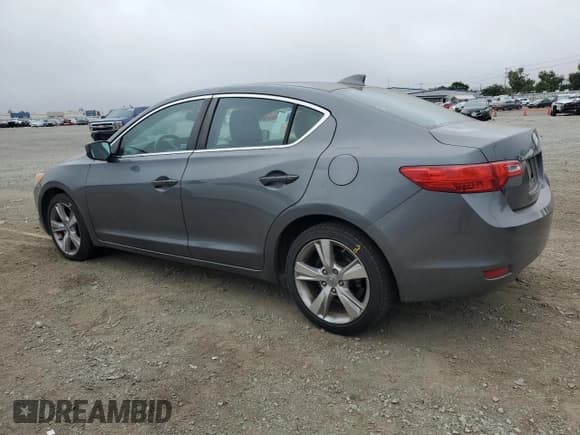 ✅ 2014 Acura ILX Premium • VIN: 19VDE1F50EE008005 • Lot: 59624555. Listed on Copart with 178,138 mi. Free auction sales archive from the USA and detailed vehicle history report at DreamBid. Image 2.