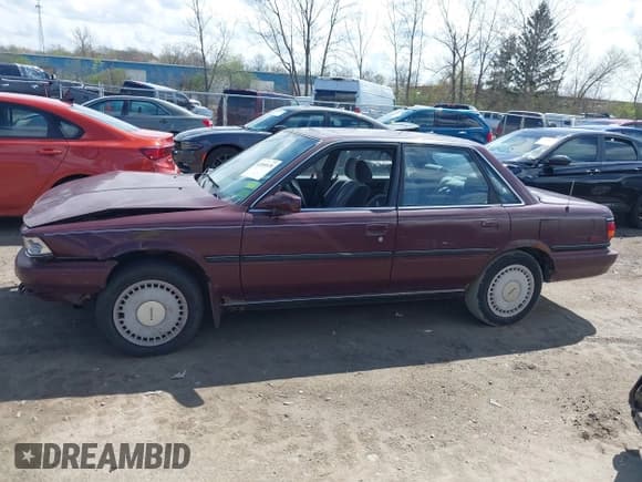 ✅ 1991 Toyota Camry • VIN: 4T1VV22E5MU051774 • Lot: 42080078. Wystawiony na IAAI z przebiegiem 105 149 mil. Bezpłatny archiwum sprzedaży aukcyjnych z USA i szczegółowy raport historii pojazdu na DreamBid. Zdjęcie 14.