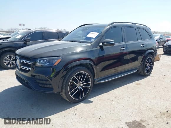 ✅ 2022 Mercedes-Benz GLS 450 • VIN: 4JGFF5KE7NA687540 • Lot: 41877652. Wystawiony na IAAI z przebiegiem 31 903 mil. Bezpłatny archiwum sprzedaży aukcyjnych z USA i szczegółowy raport historii pojazdu na DreamBid. Zdjęcie 17.