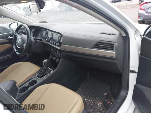 ✅ 2019 Volkswagen Jetta S • VIN: 3VWCB7BU7KM197455 • Лот: 41155440. Опубликован ранее на IAAI с пробегом 86 787 миль. Бесплатный доступ к архиву аукционных продаж из США и подробный отчёт об истории автомобиля на DreamBid. Изображение 5.