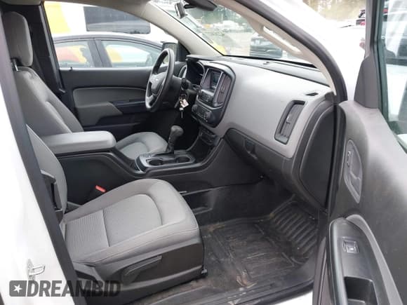 ✅ 2017 Chevrolet Colorado 4WD WT • VIN: 1GCHTBEN3H1316671 • Lot: 42283027. Wystawiony na IAAI z przebiegiem 15 532 mil. Bezpłatny archiwum sprzedaży aukcyjnych z USA i szczegółowy raport historii pojazdu na DreamBid. Zdjęcie 5.