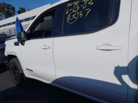 ✅ 2023 GMC Sierra 1500 Elevation • VIN: 3GTPHCEKXPG300556 • Lot: 42572562. Listed on IAAI with 37,963 mi. Free auction sales archive from the USA and detailed vehicle history report at DreamBid. Image 15.