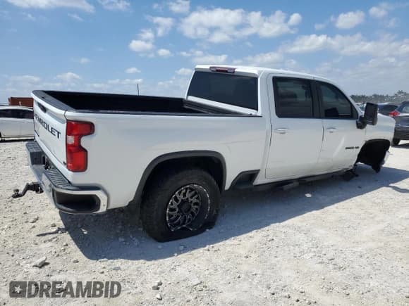 ✅ 2021 Chevrolet Silverado 2500HD LT • VIN: 1GC1YNEY6MF260186 • Lot: 53331205. Wystawiony na Copart z przebiegiem 91 479 mil. Bezpłatny archiwum sprzedaży aukcyjnych z USA i szczegółowy raport historii pojazdu na DreamBid. Zdjęcie 3.