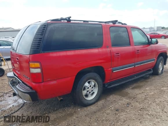 ✅ 2001 Chevrolet Suburban LT • VIN: 3GNEC16T01G219226 • Лот: 41984110. Опубликован ранее на IAAI с пробегом 284 511 миль. Бесплатный доступ к архиву аукционных продаж из США и подробный отчёт об истории автомобиля на DreamBid. Изображение 4.