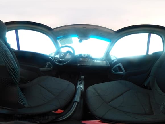 ✅ 2014 Smart fortwo Passion • VIN: WMEEJ9AA9EK729643 • Lot: 43795394. Listed on IAAI with 47,527 mi. Free auction sales archive from the USA and detailed vehicle history report at DreamBid. Image 19.