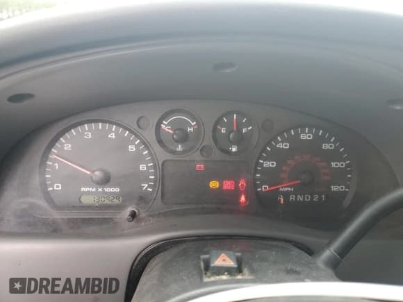 ✅ 2005 Ford Ranger XL • VIN: 1FTYR10U55PA99947 • Lot: 82315075. Listed on Copart with 130,929 mi. Free auction sales archive from the USA and detailed vehicle history report at DreamBid. Image 9.